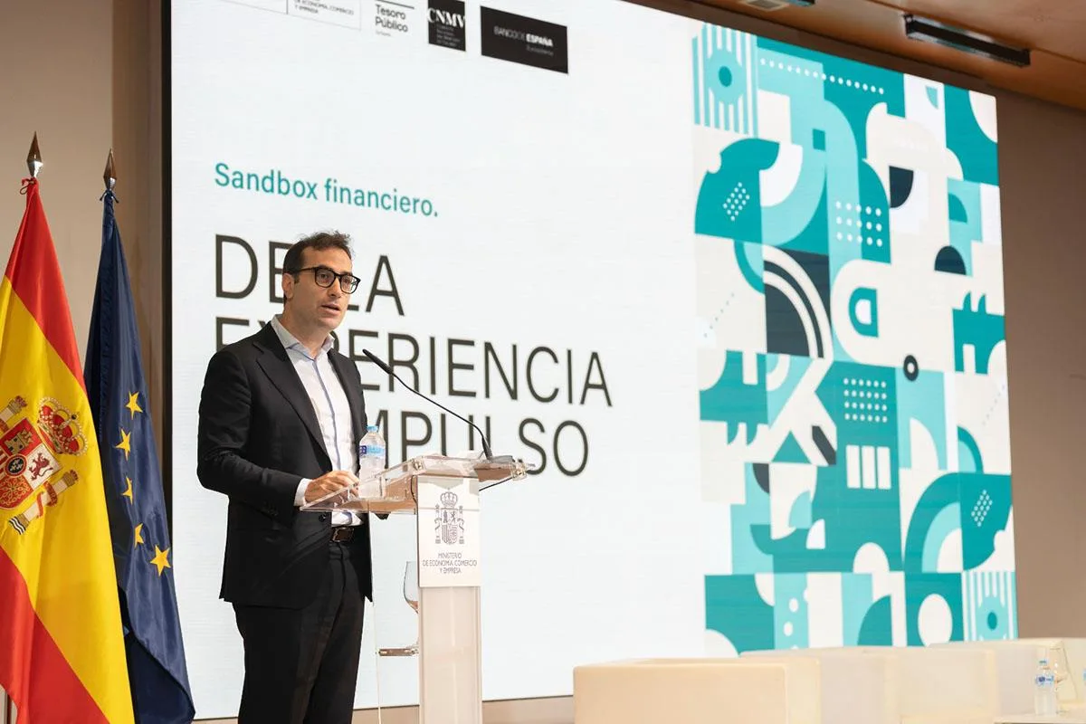 Representantes del sector financiero presentan un programa de innovación en España